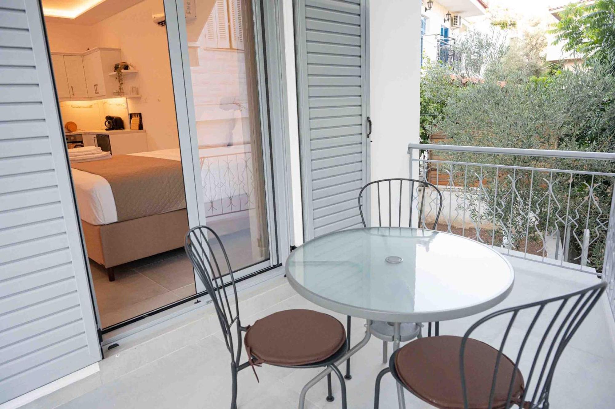 Sophie'S Apartments 3&4 Poros Town Esterno foto